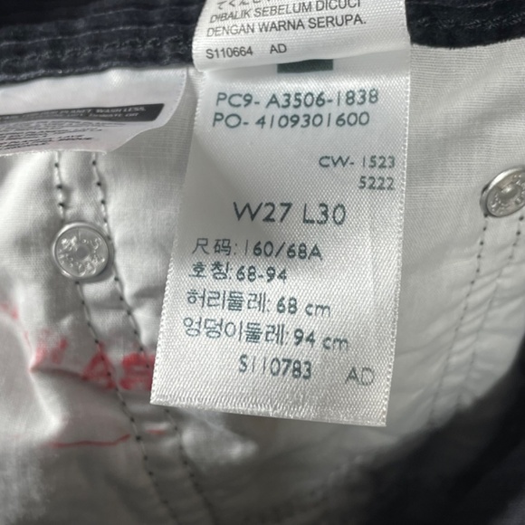 NEW Levis Pants Womens 27 black corduroy mom jeans straight leg casual classic - Picture 4 of 13